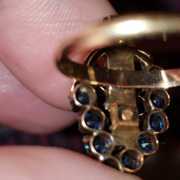 Unusual Grape Style ring - Picture 7 of 8